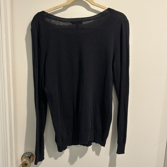 GAP Scoop Neck Crewneck Navy Blue Lightweight Sweater Sz M - Picture 3 of 4